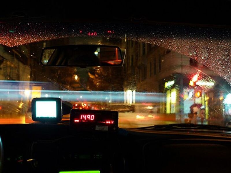 Taxi Chất Lượng Cao: Hành Trình của Sự An Toàn